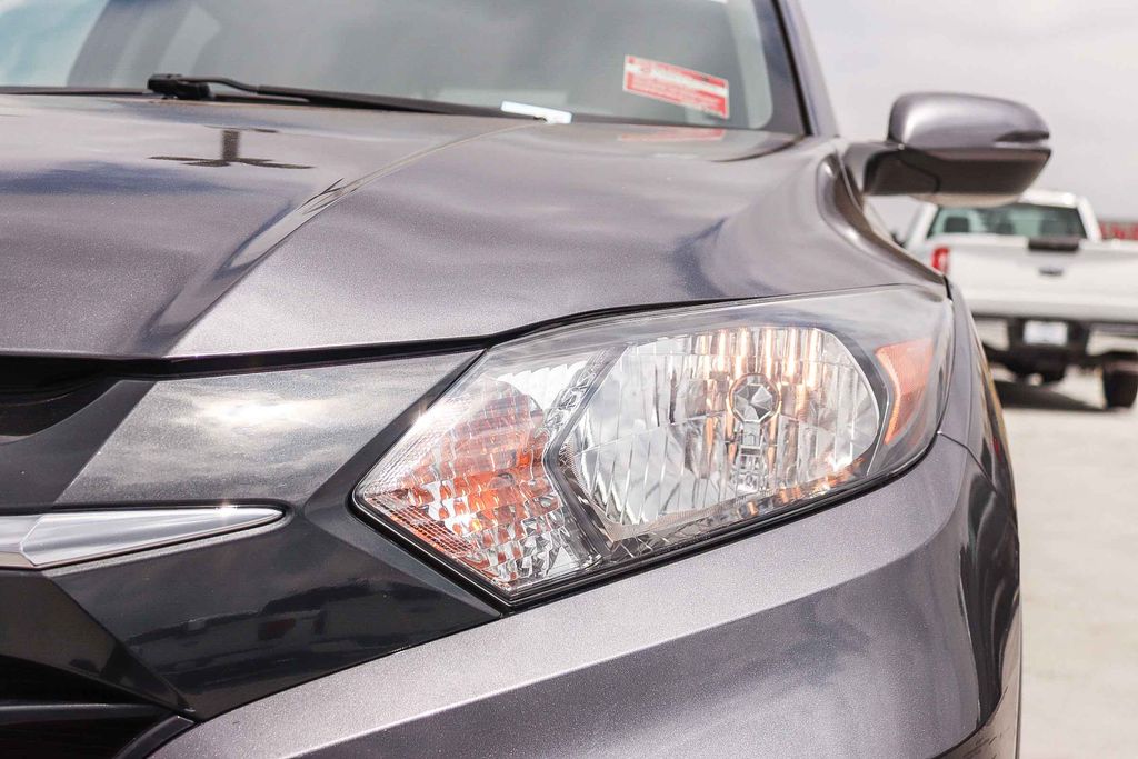 Thumbnail: 2018 Honda HR-V - 19