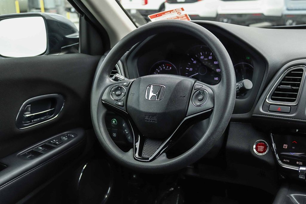 Thumbnail: 2018 Honda HR-V - 9