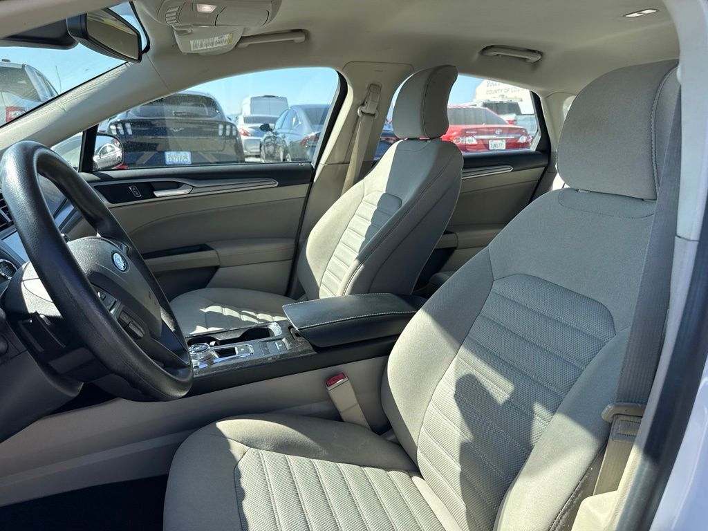 Thumbnail: 2019 Ford Fusion - 8