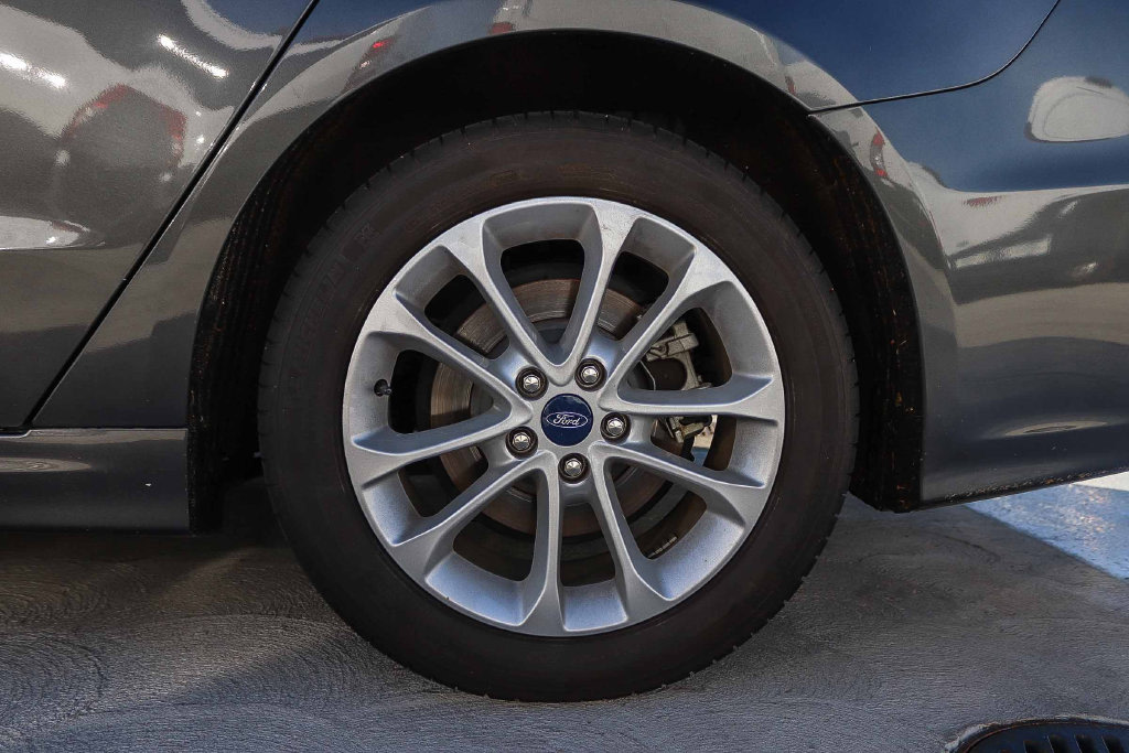 Thumbnail: 2020 Ford Fusion - 6