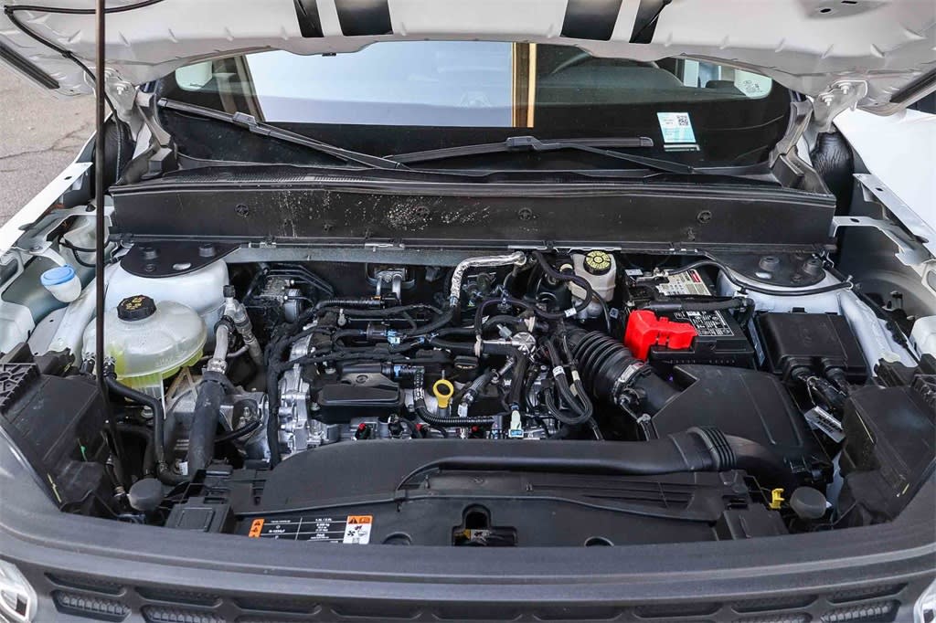 Thumbnail: 2022 Ford Bronco Sport - 8