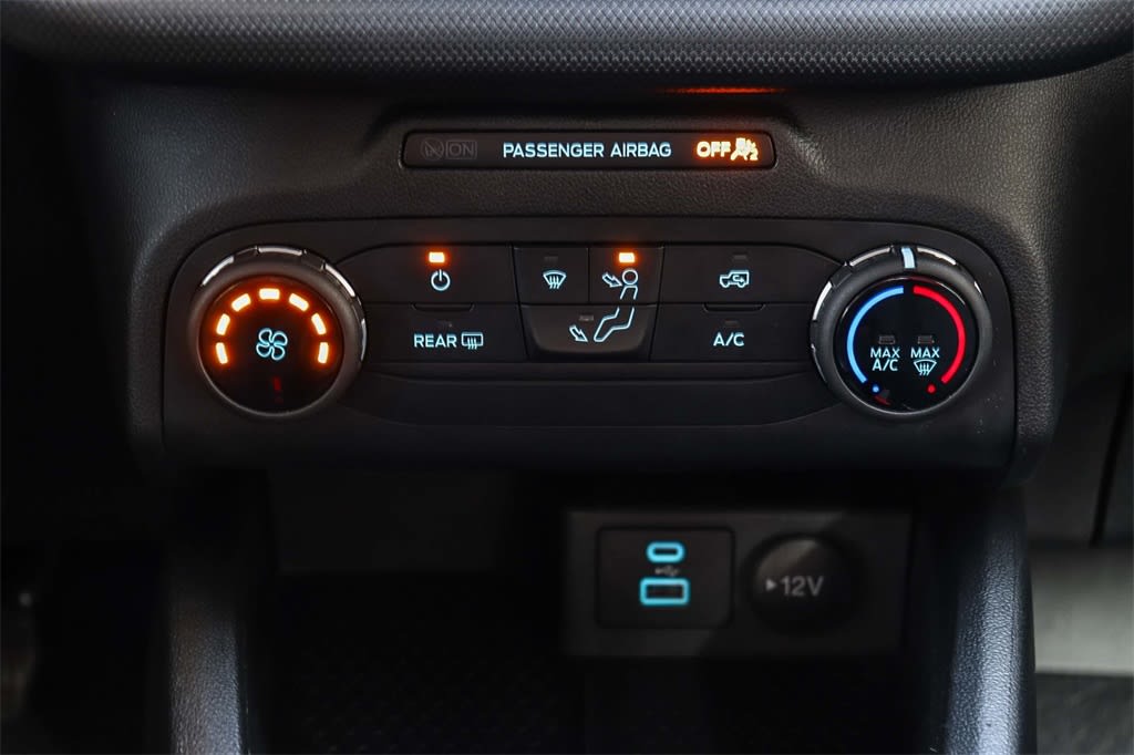 Thumbnail: 2022 Ford Bronco Sport - 23