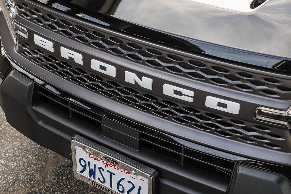 Thumbnail: 2025 Ford Bronco Sport - 6