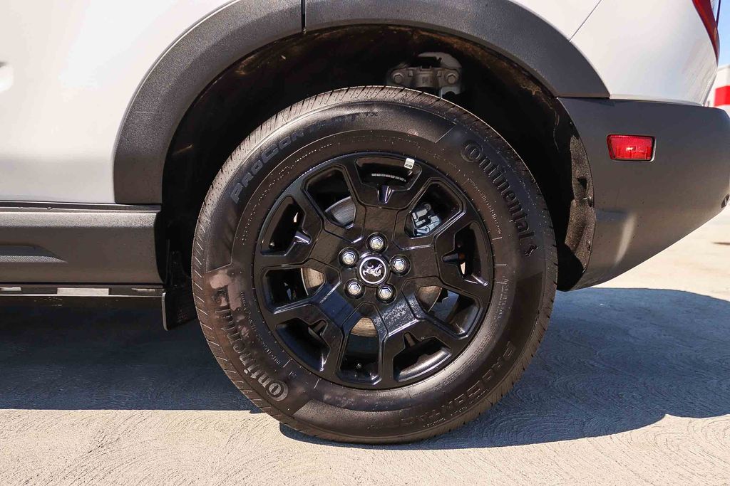 Thumbnail: 2025 Ford Bronco Sport - 7