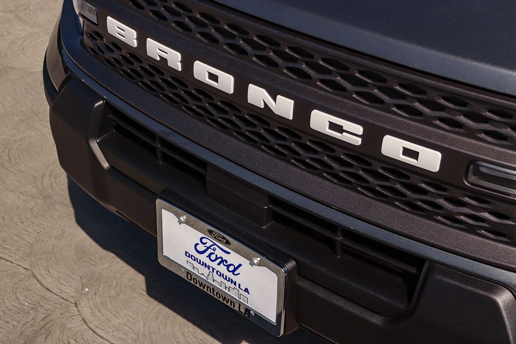 Thumbnail: 2025 Ford Bronco Sport - 6