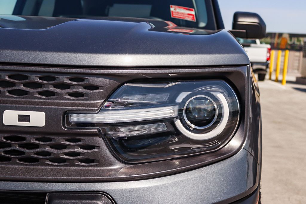 Thumbnail: 2025 Ford Bronco Sport - 18