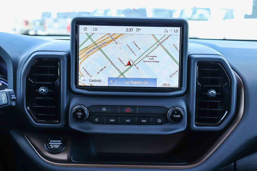 Thumbnail: 2023 Ford Bronco Sport - 11