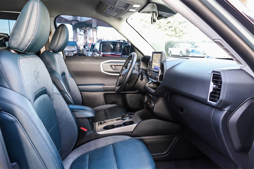 Thumbnail: 2023 Ford Bronco Sport - 9