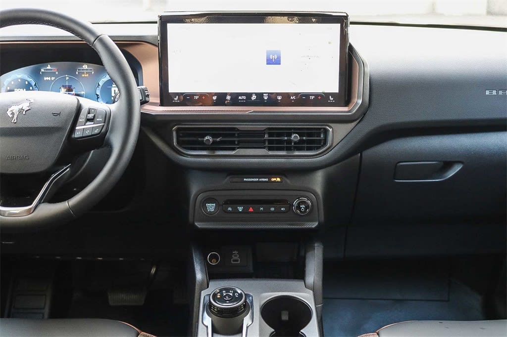 Thumbnail: 2025 Ford Bronco Sport - 9