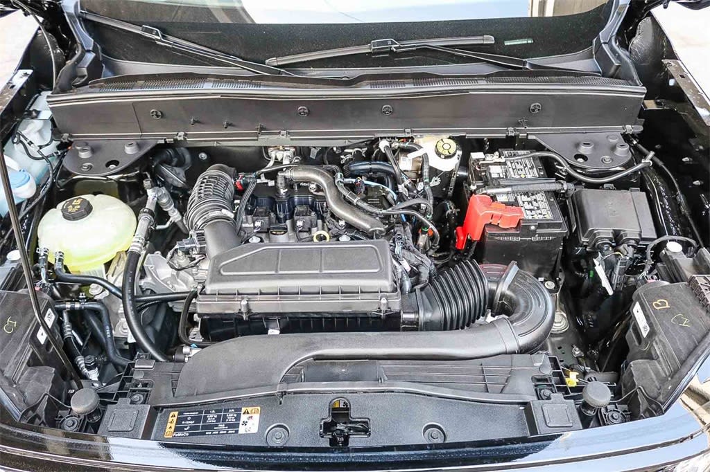 Thumbnail: 2025 Ford Bronco Sport - 30