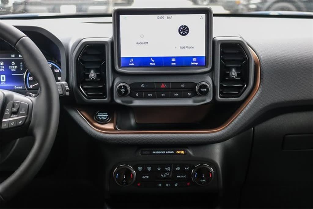 Thumbnail: 2024 Ford Bronco Sport - 14