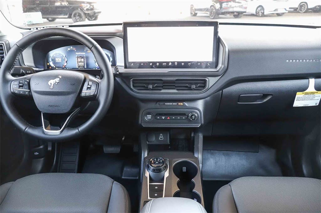 Thumbnail: 2025 Ford Bronco Sport - 2