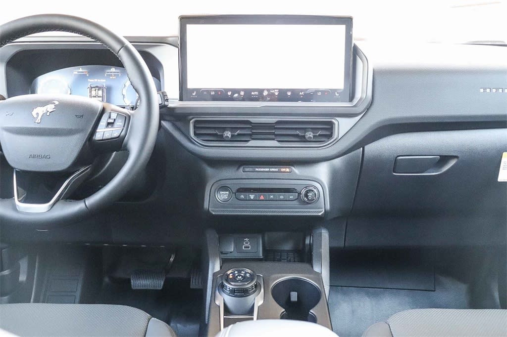 Thumbnail: 2025 Ford Bronco Sport - 8