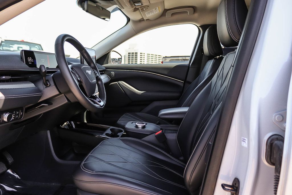 Thumbnail: 2022 Ford Mustang Mach-E - 10