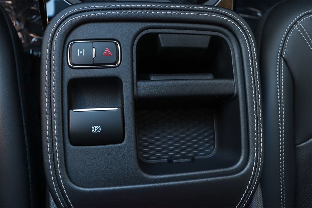 Thumbnail: 2025 Ford Mustang Mach-E - 20