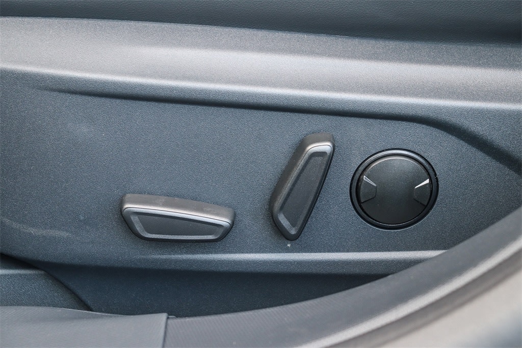 Thumbnail: 2025 Ford Mustang Mach-E - 23