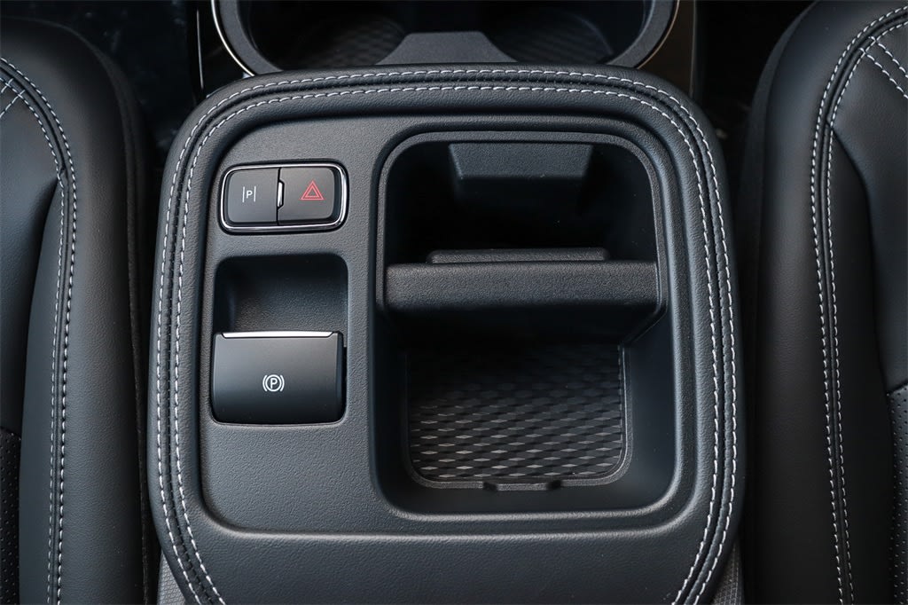 Thumbnail: 2025 Ford Mustang Mach-E - 20