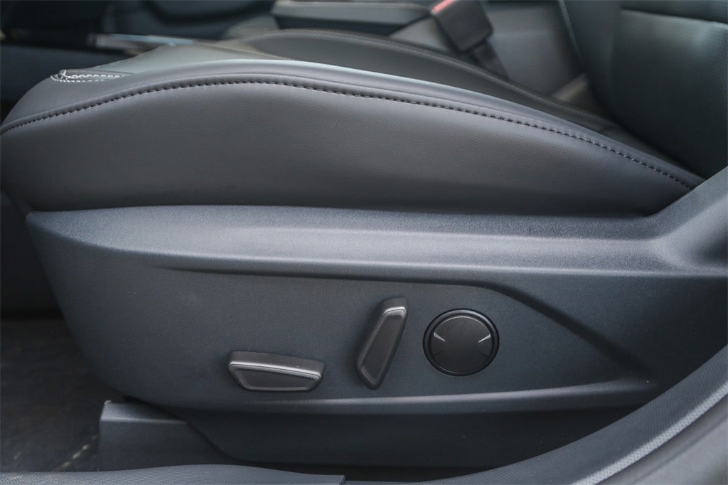 Thumbnail: 2025 Ford Mustang Mach-E - 22