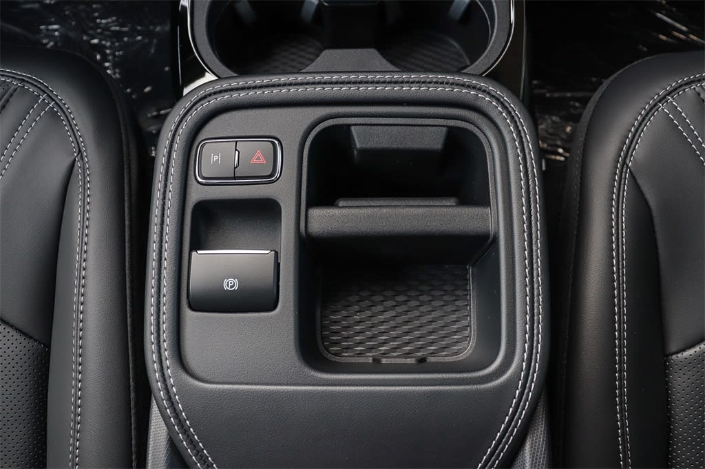 Thumbnail: 2025 Ford Mustang Mach-E - 21