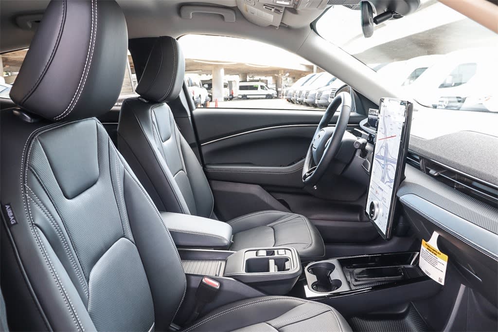 Thumbnail: 2025 Ford Mustang Mach-E - 9