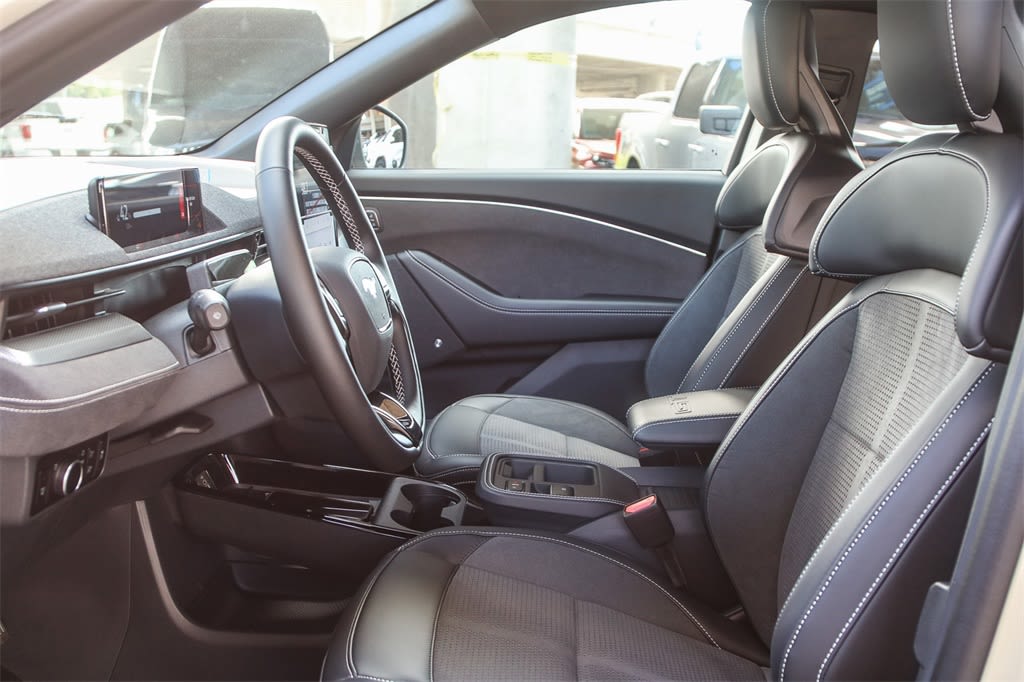 Thumbnail: 2025 Ford Mustang Mach-E - 8