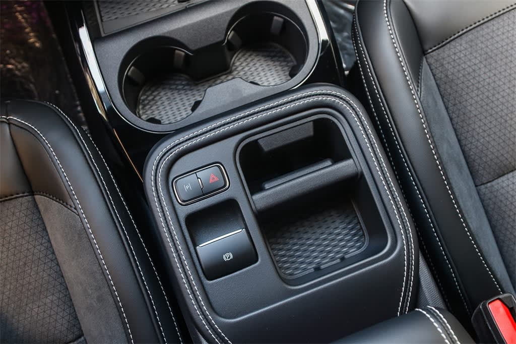 Thumbnail: 2025 Ford Mustang Mach-E - 21