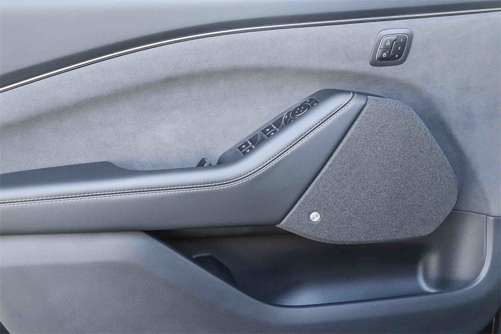 Thumbnail: 2025 Ford Mustang Mach-E - 24