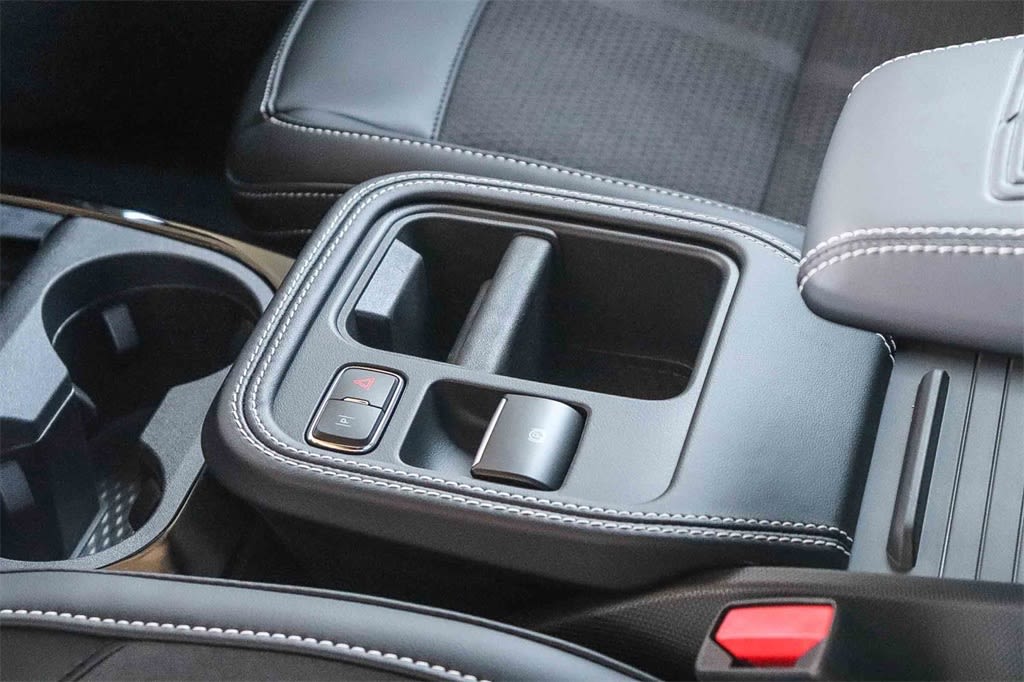 Thumbnail: 2025 Ford Mustang Mach-E - 13