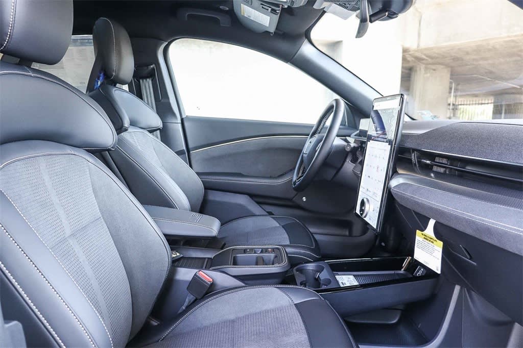 Thumbnail: 2025 Ford Mustang Mach-E - 8