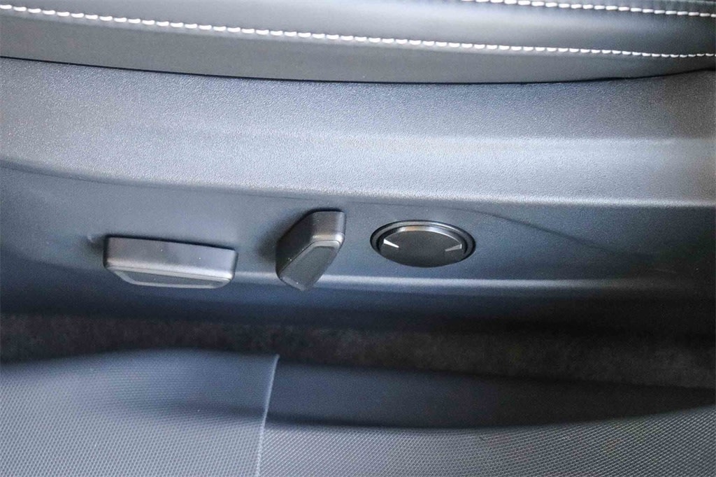 Thumbnail: 2025 Ford Mustang Mach-E - 23