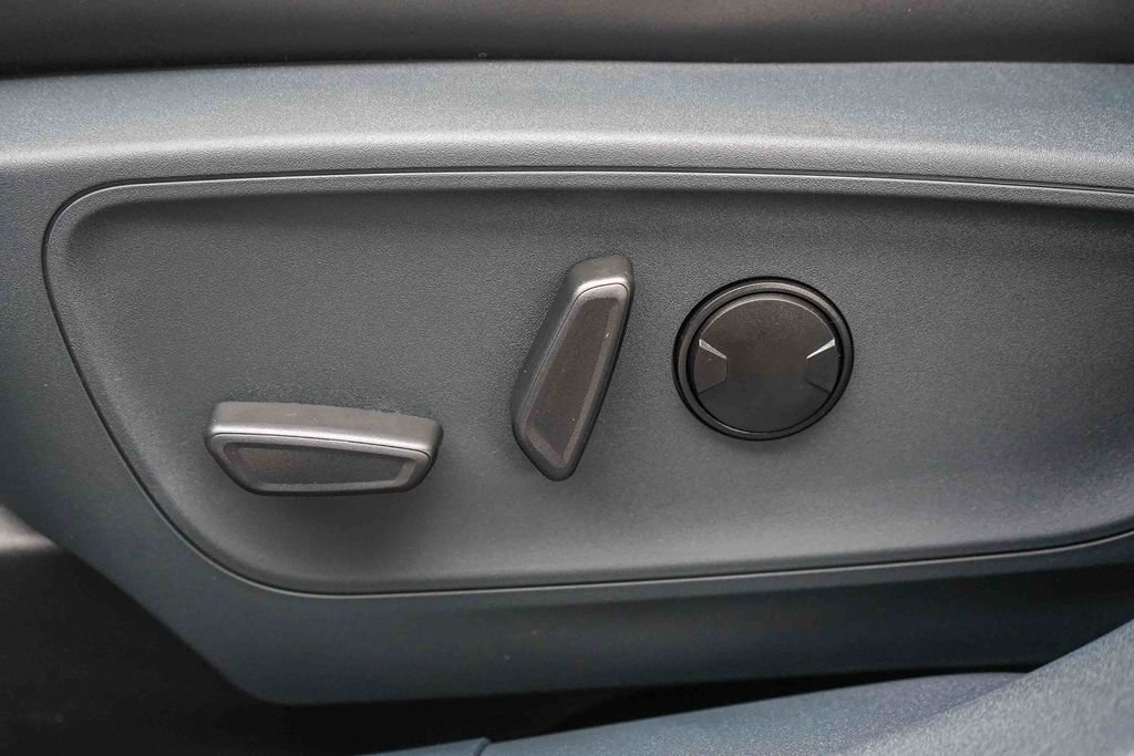 Thumbnail: 2026 Ford Maverick - 22