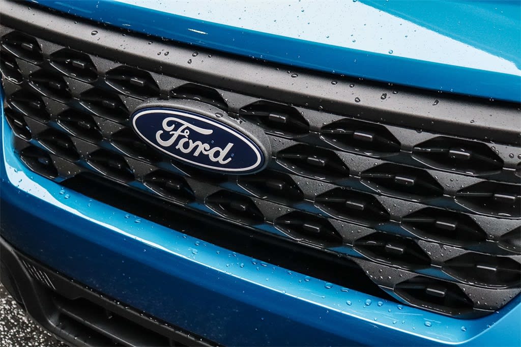 Thumbnail: 2025 Ford Maverick - 18