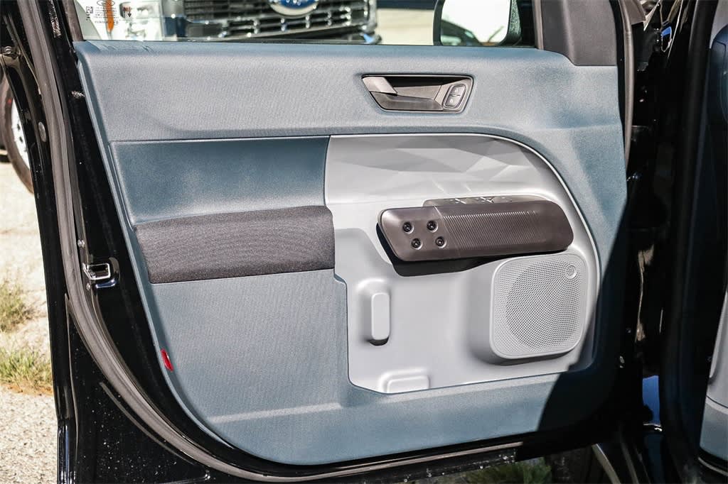 Thumbnail: 2025 Ford Maverick - 24