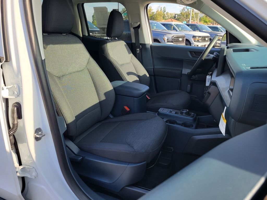 Thumbnail: 2026 Ford Maverick - 9