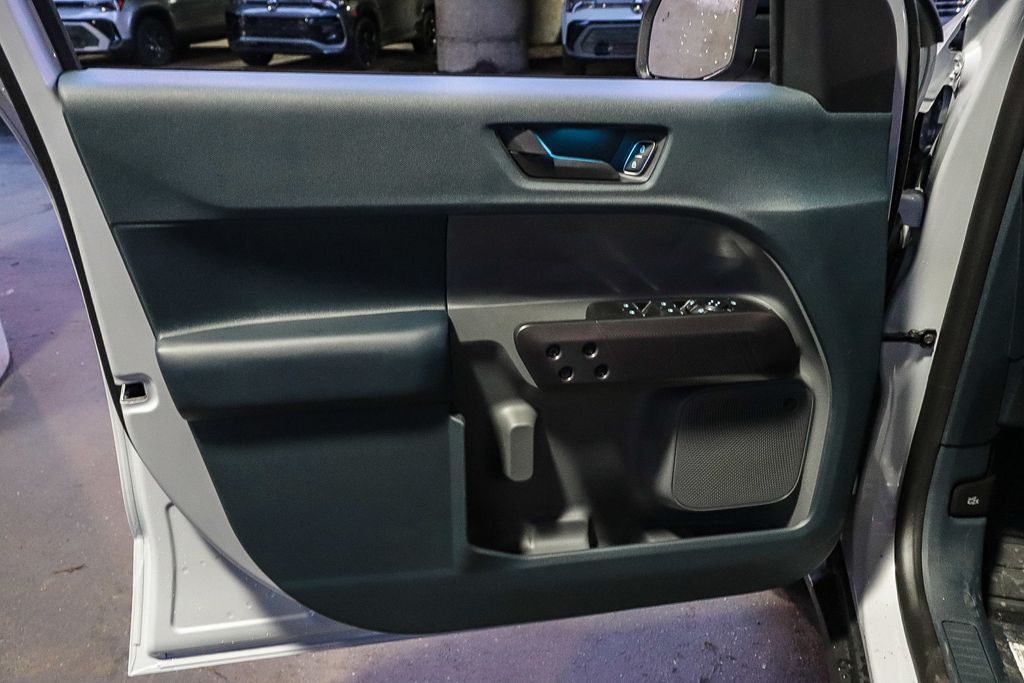 Thumbnail: 2025 Ford Maverick - 24