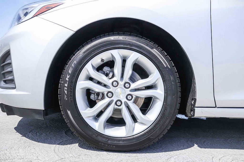 Thumbnail: 2019 Chevrolet Cruze - 21