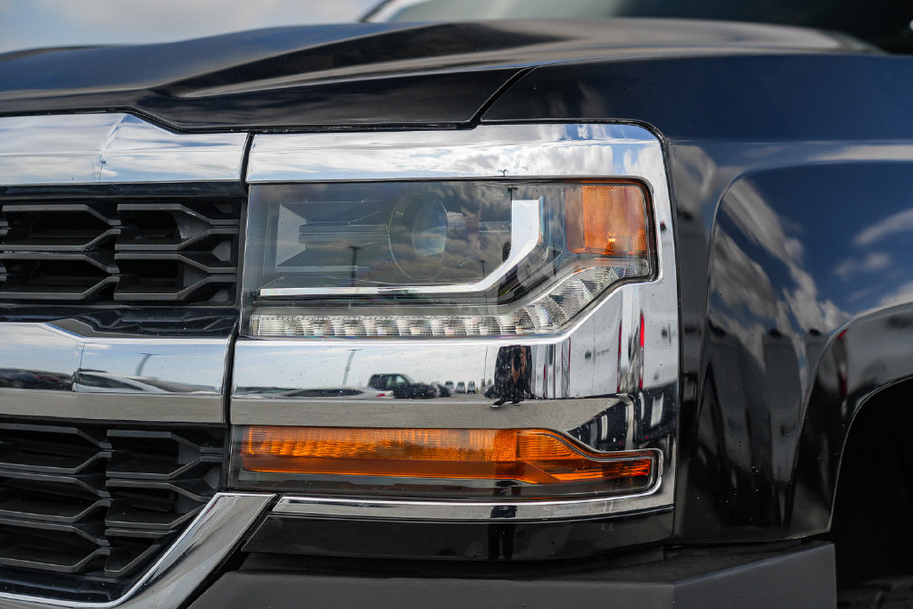 Thumbnail: 2017 Chevrolet Silverado 1500 - 15