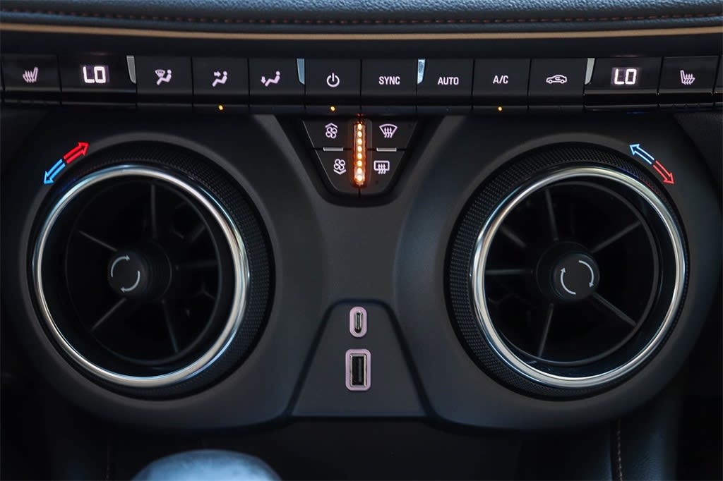 Thumbnail: 2022 Chevrolet Blazer - 22