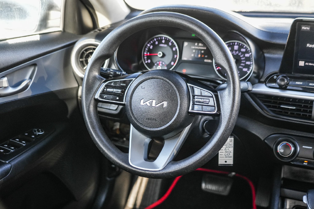 Thumbnail: 2023 Kia Forte - 6