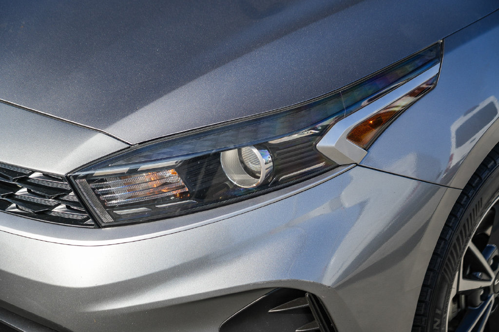 Thumbnail: 2023 Kia Forte - 11