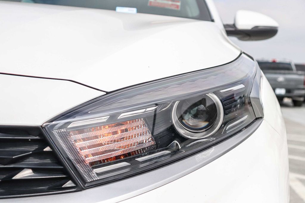Thumbnail: 2024 Kia Forte - 19