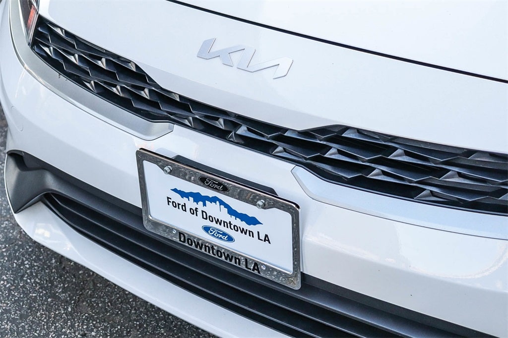 Thumbnail: 2023 Kia Forte - 6