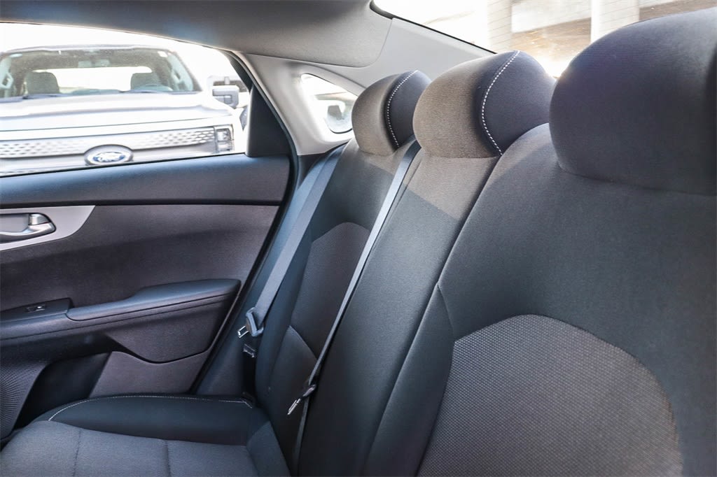 Thumbnail: 2023 Kia Forte - 12