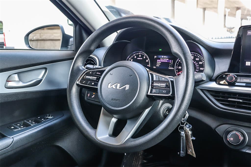 Thumbnail: 2023 Kia Forte - 13