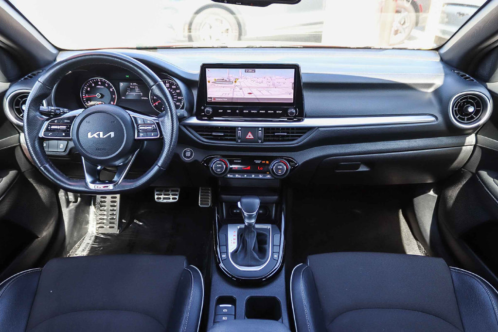 Thumbnail: 2022 Kia Forte - 2