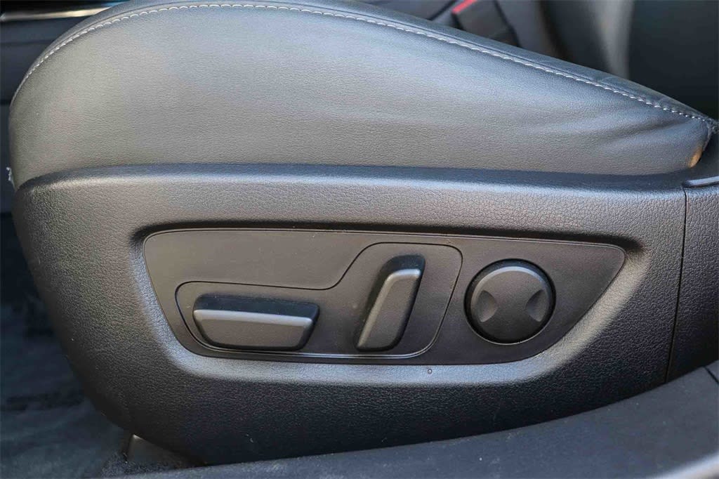 Thumbnail: 2024 Mazda CX-30 - 25