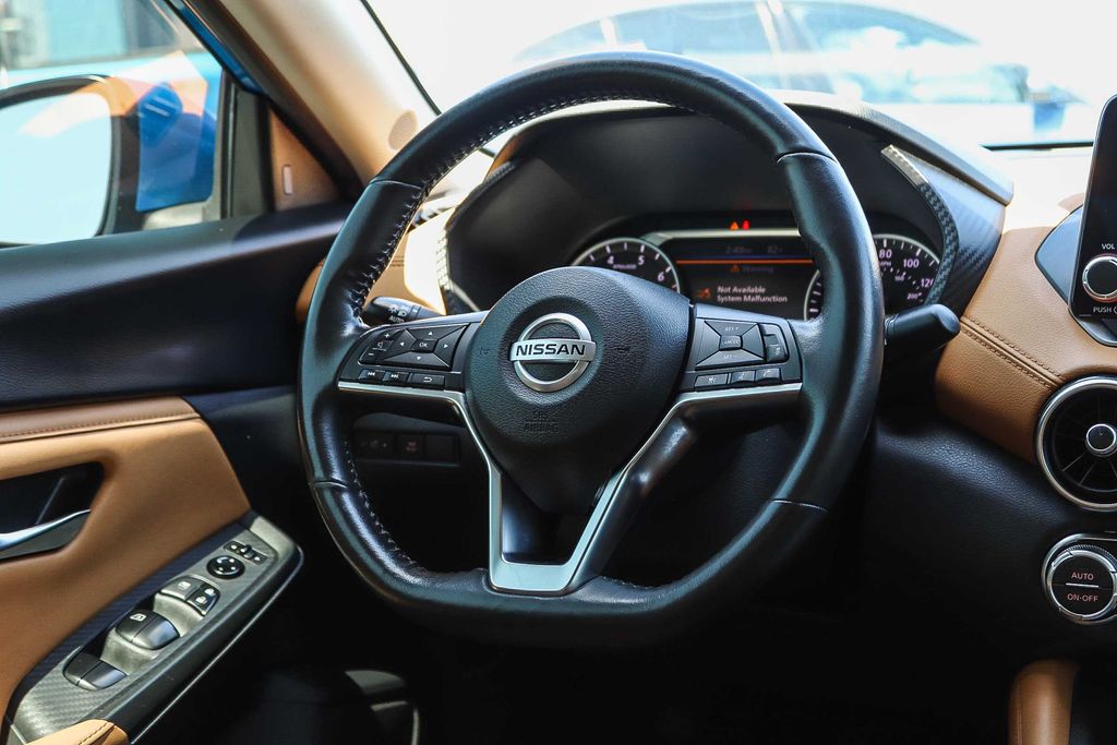Thumbnail: 2023 Nissan Sentra - 10