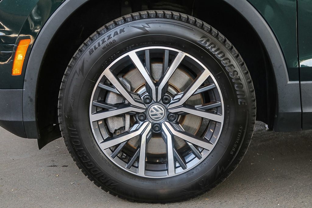 Thumbnail: 2019 Volkswagen Tiguan - 24
