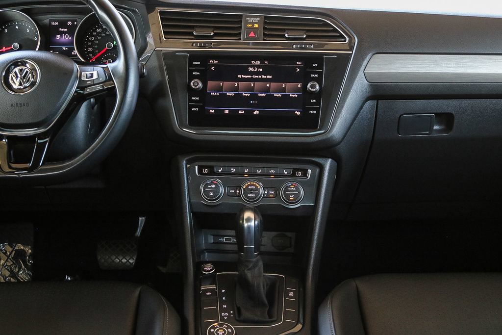 Thumbnail: 2019 Volkswagen Tiguan - 8