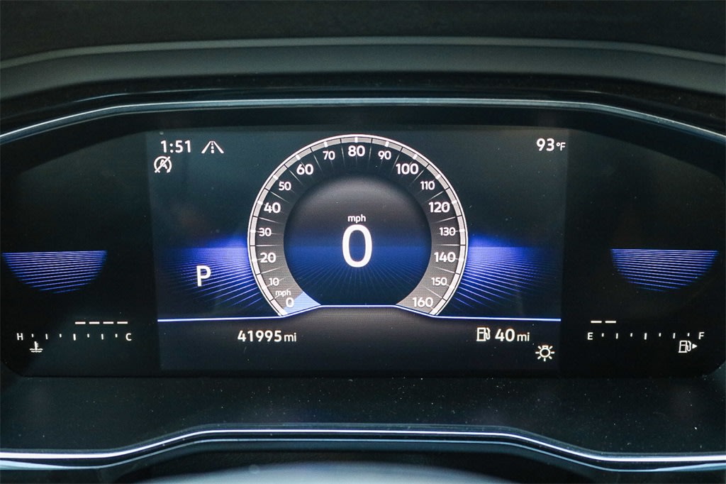 Thumbnail: 2024 Volkswagen Jetta - 16